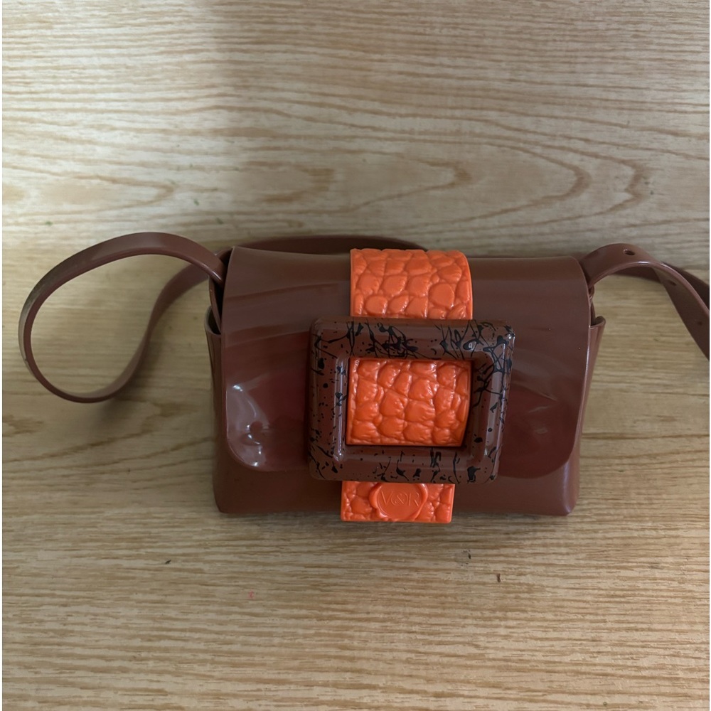 Viktor & Rolf
Buckle Up shoulder bag